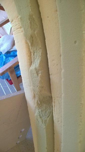 Ilyen szivacsokat használnak a betegágyakban. Még bőven jók... Ugye?